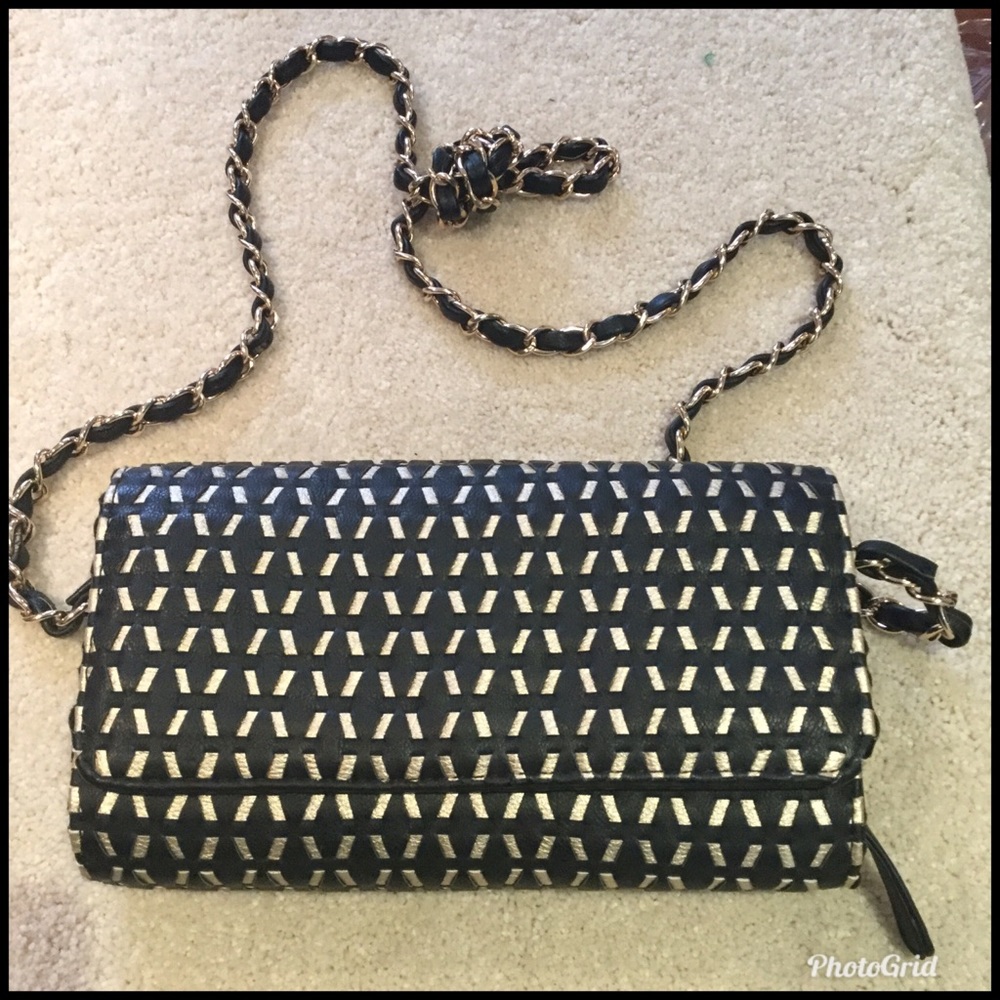 BIG BUDDHA Multi pocket/Wallet Crossbody Bag EUC